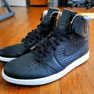Nike Air Jordan 1 Retro High Black Vachetta Tan